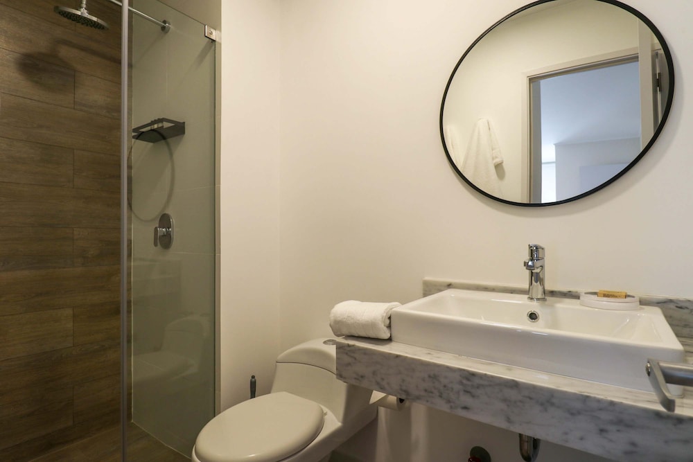 w Exceptional 2BR w Balcony in Barranco
