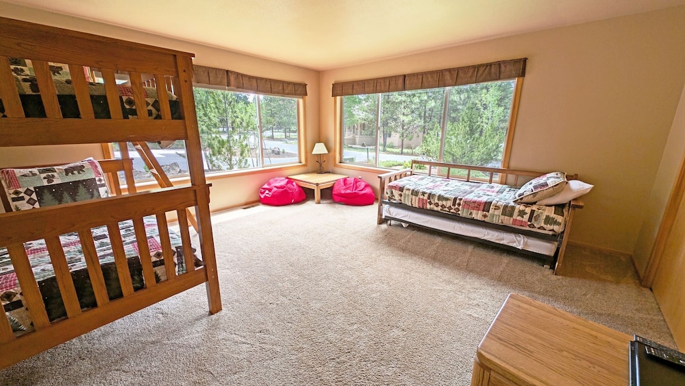 Foursome 2 4 Bedroom Home