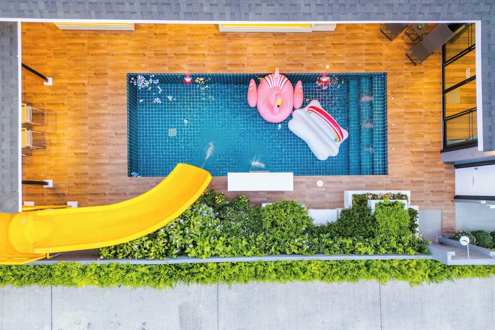 Orange Private Pool Villa, Near Cham Am Beach