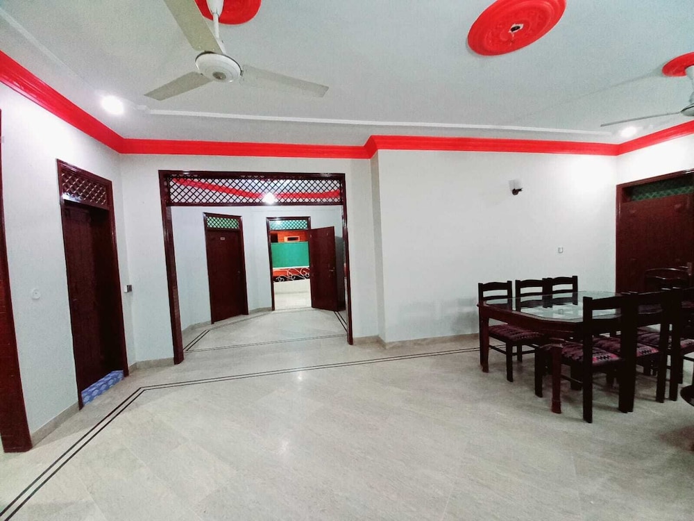 BNB Rose Lodge Family Guest House