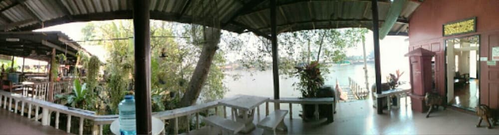 Baanbon Homestay