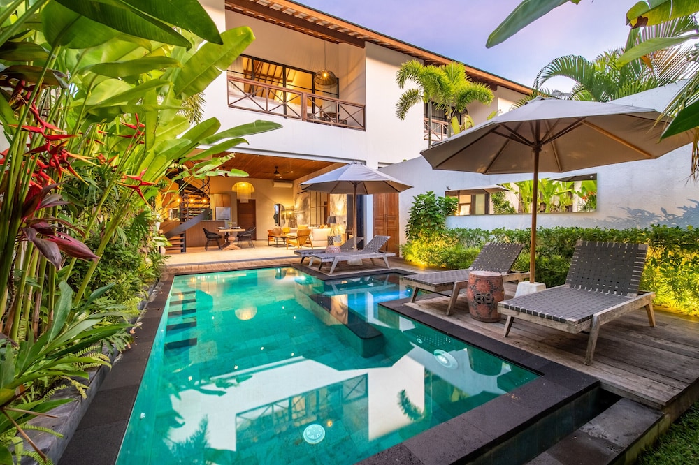 Luxury Private Loft, 2 BR, Canggu With Staff - Image 3
