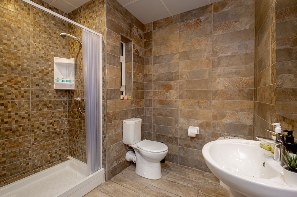 Mellieha Vacations - Summer Breeze Superior Apartment with Terrace by Getaways Malta - Property Image 10