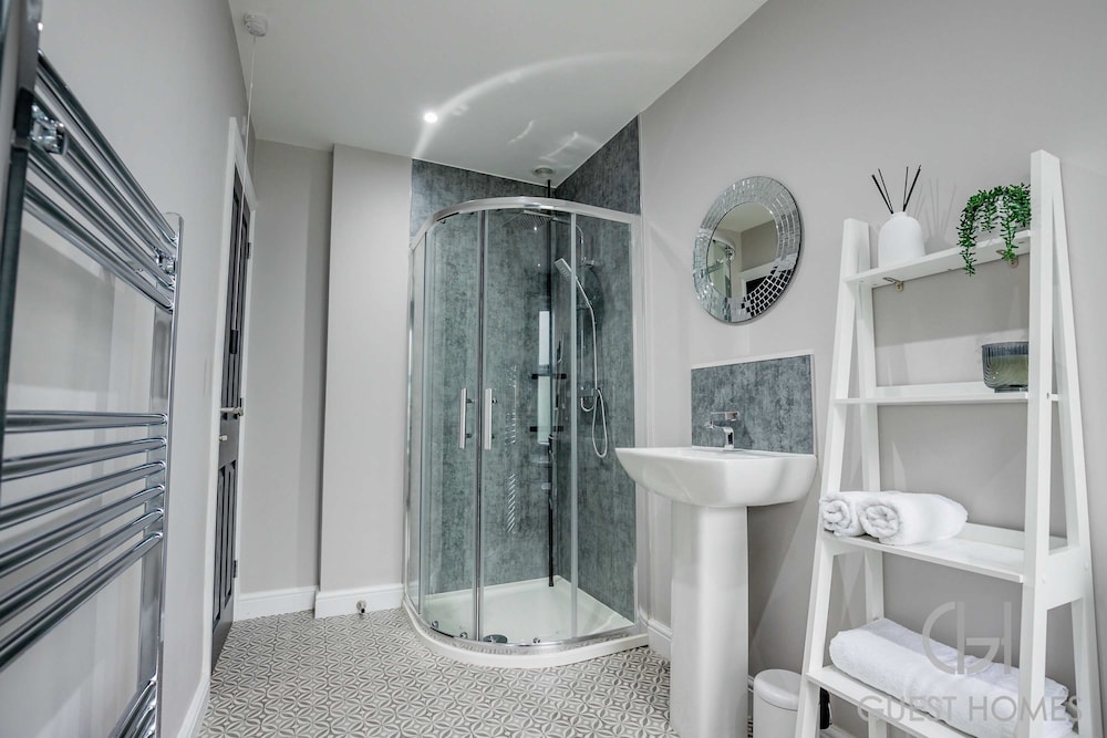 Host Stay Lower Chestnut House