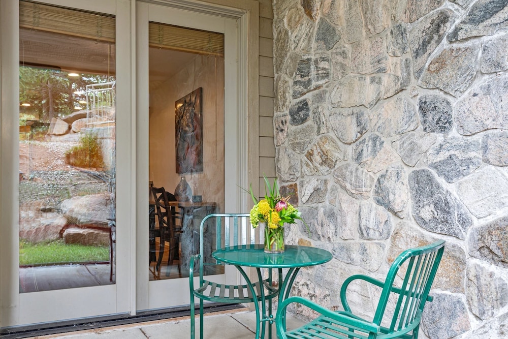 Trail's End Lodge at Deer Valley Resort - One Bedroom Residence with Spa #104 1 Condo