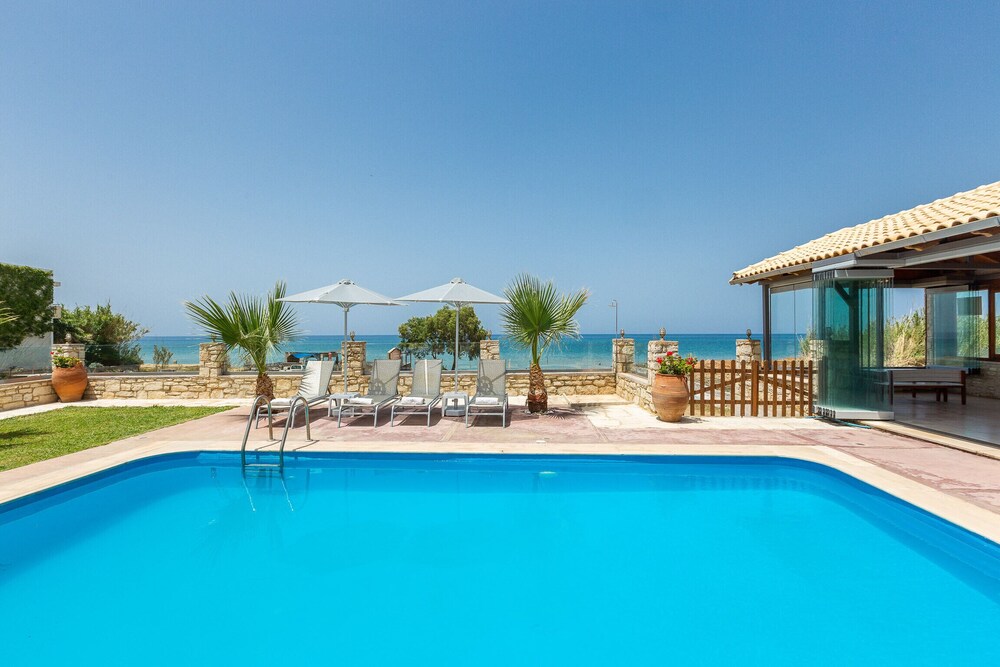 Golden Sand Beach Villa Villa