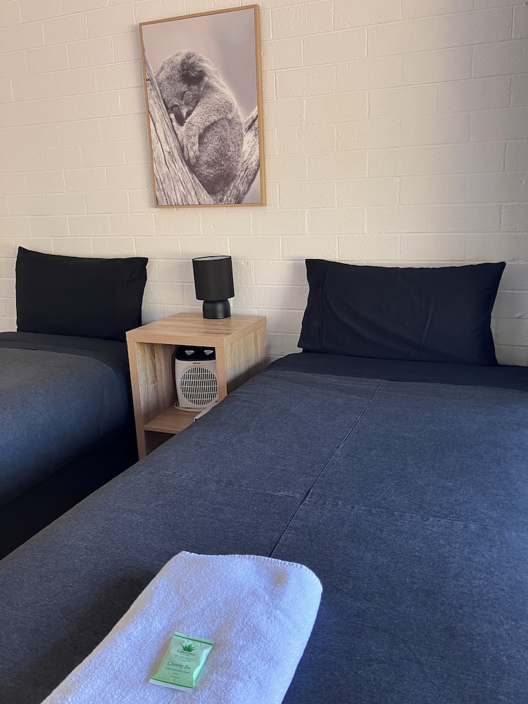 61 OCEAN ROAD MOTEL