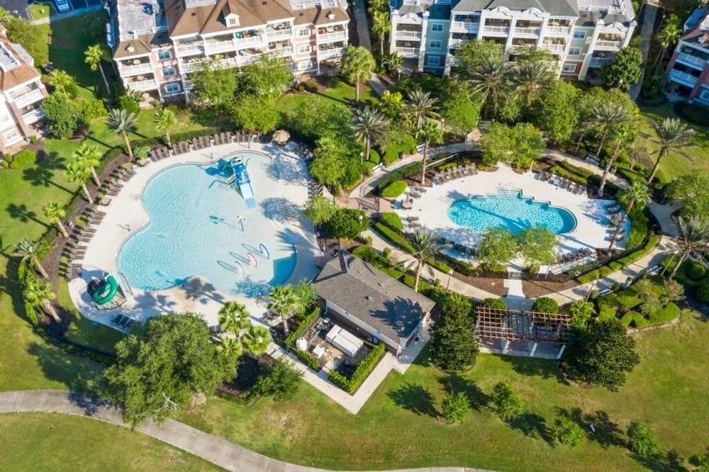 3 Bed Luxury Reunion Resort Golf Course View 3 Bedroom Condo by Redawning - Image 2