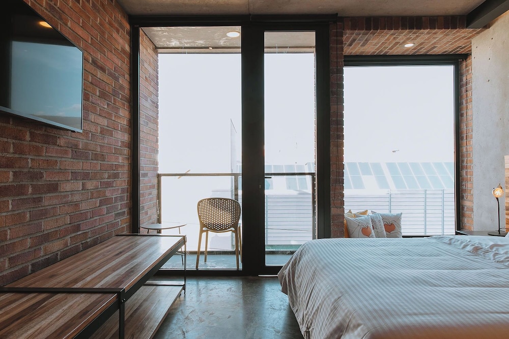 3450 Living