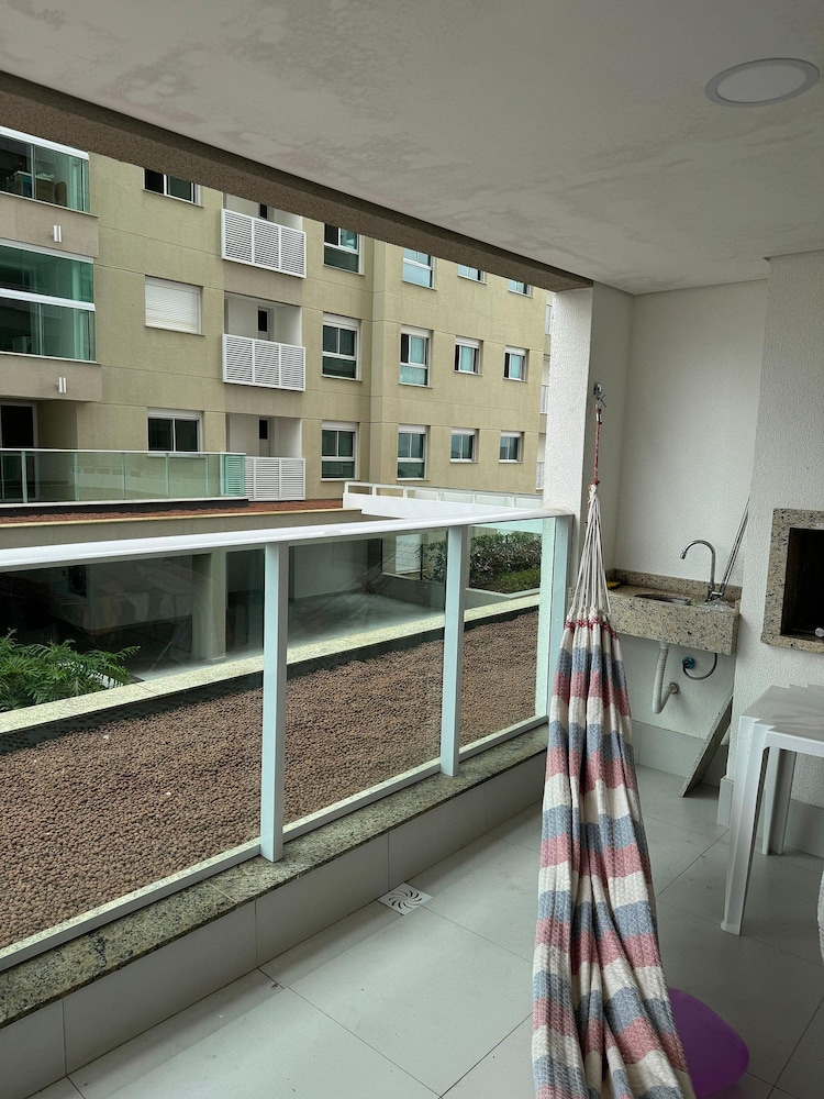 Summer Holiday com Piscina Climatizada