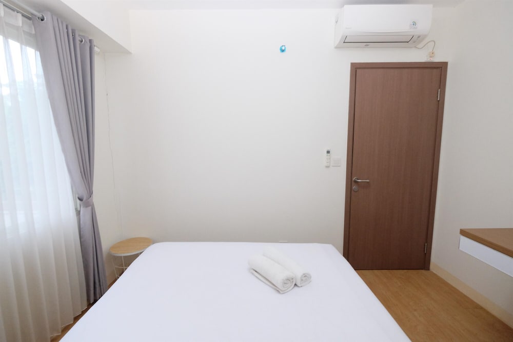 Homey and Restful 2BR Podomoro Golf View Apartment