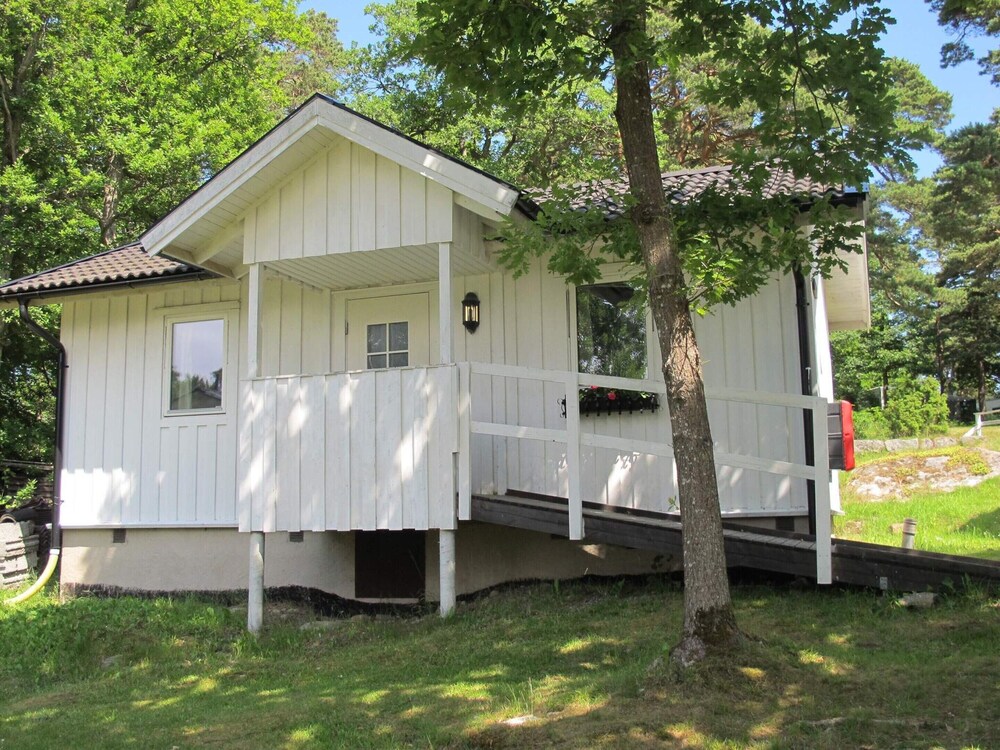 1-bedroom Holiday Home in Stenungsund