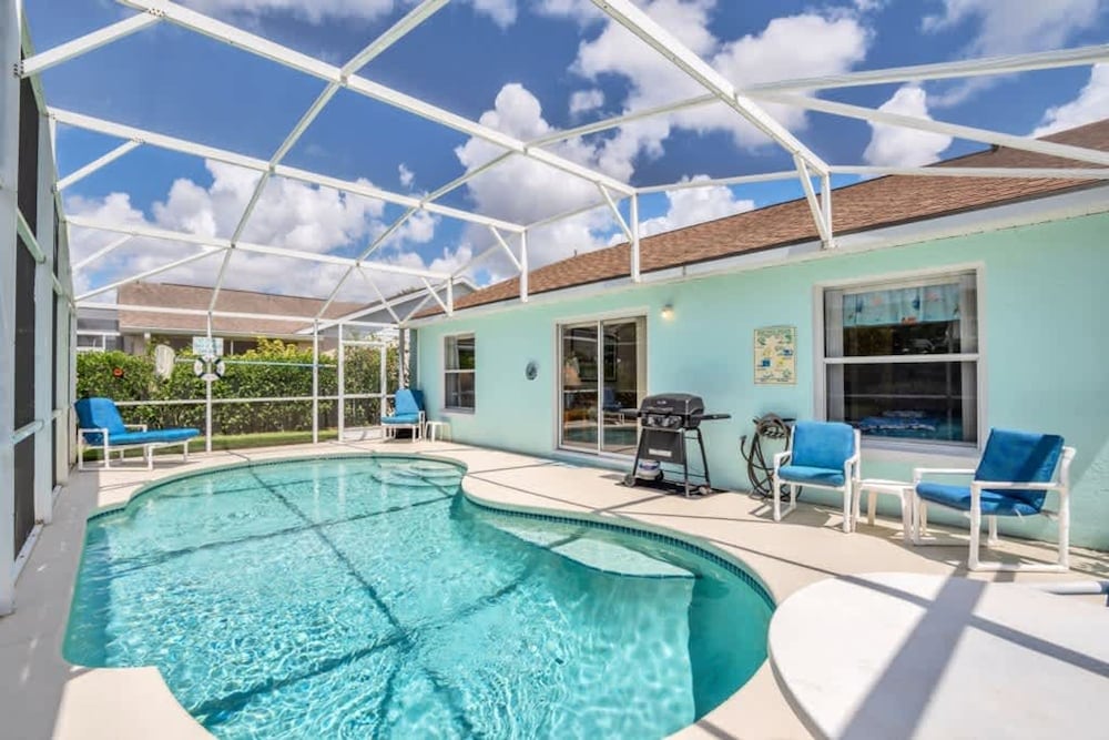 Minutes From Disney Themed 2 Bd Villa With Private Pool