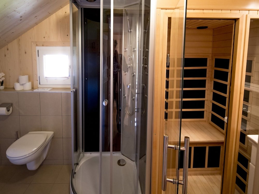 Attractive Chalet With hot tub