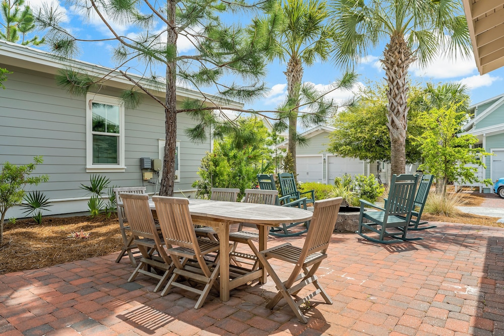 Prominence on 30A by Panhandle Getaways