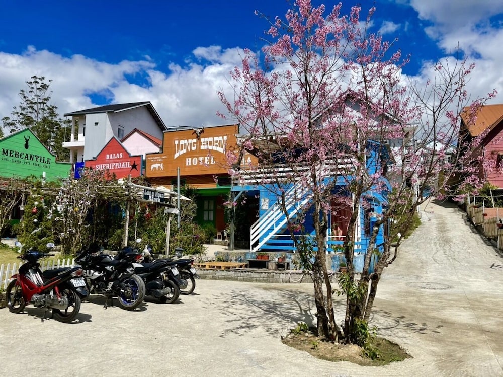 Flowersandrocks Villa