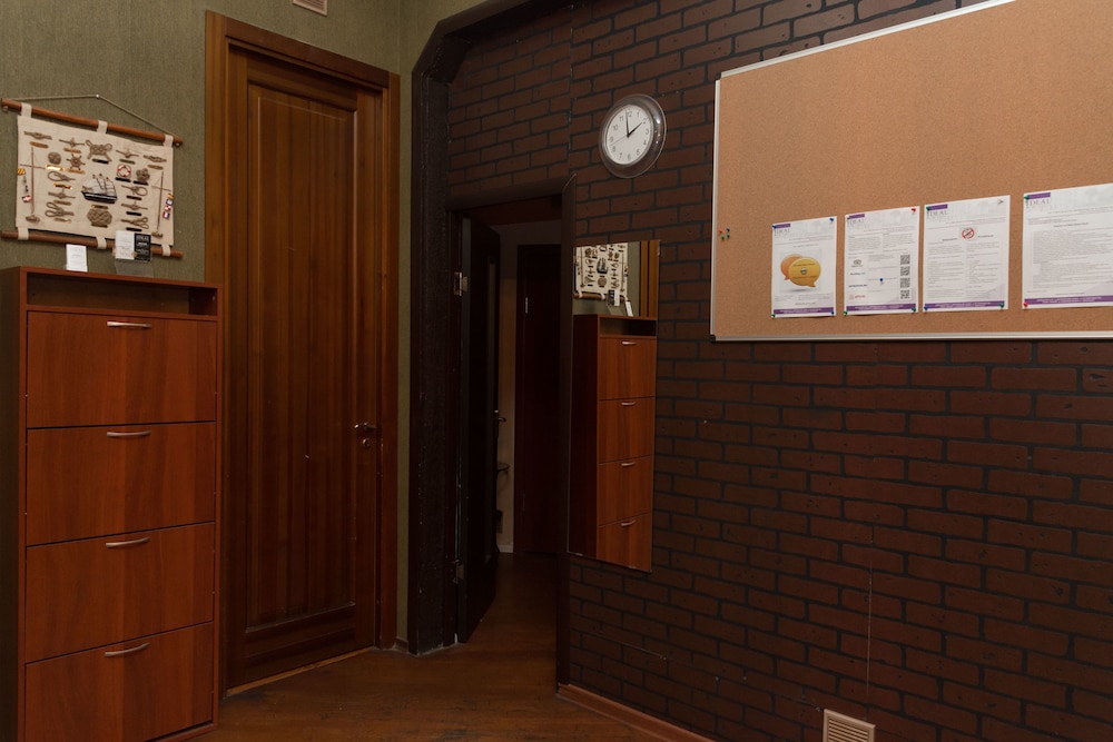 Ideal Mini Hotel - Hostel