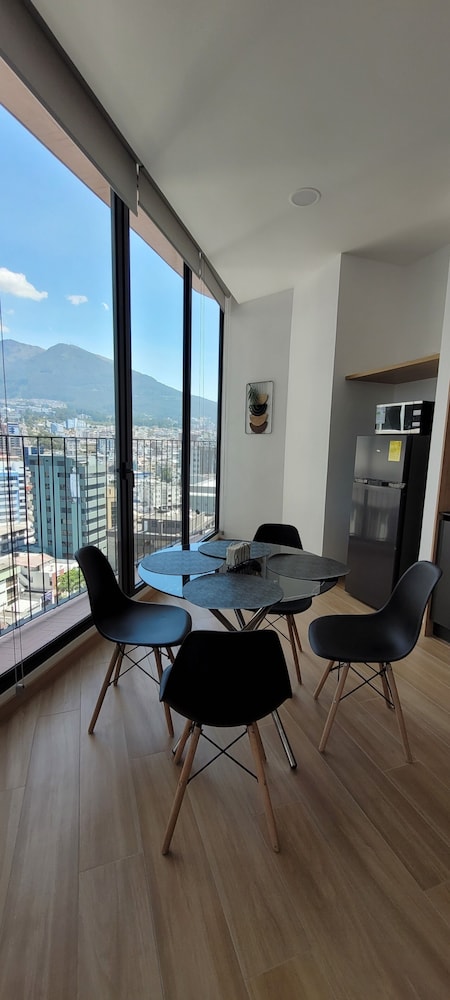Epiq Residences