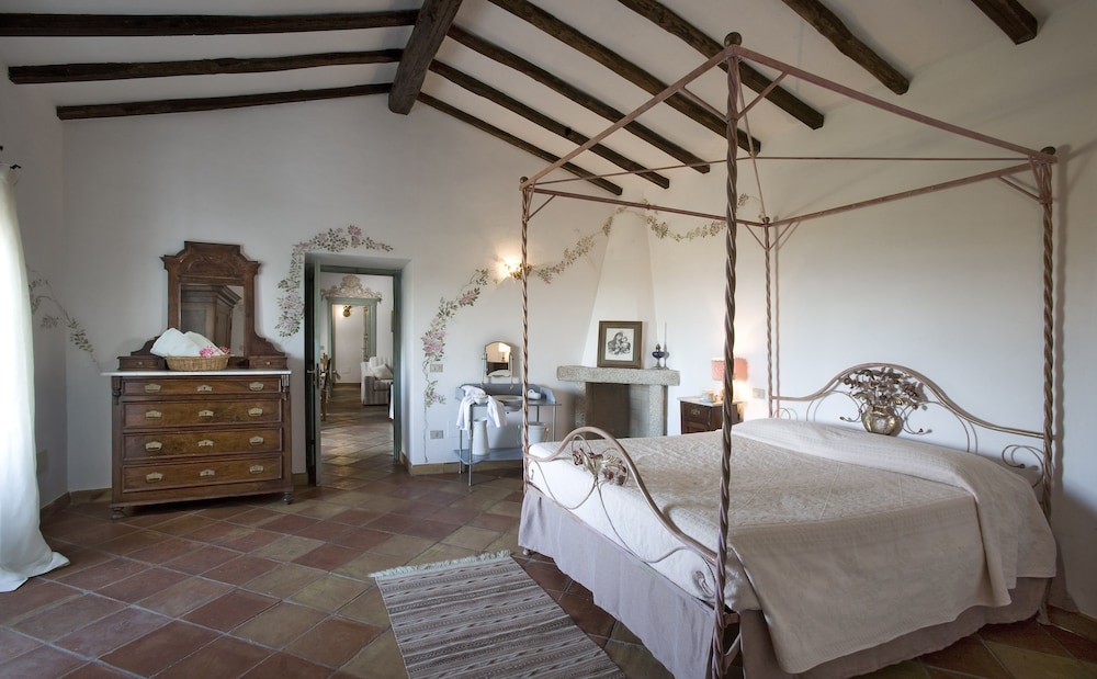 Villa Cannigione photo 2