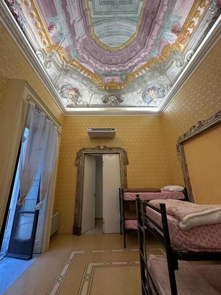 Salerno Experience HOSTEL