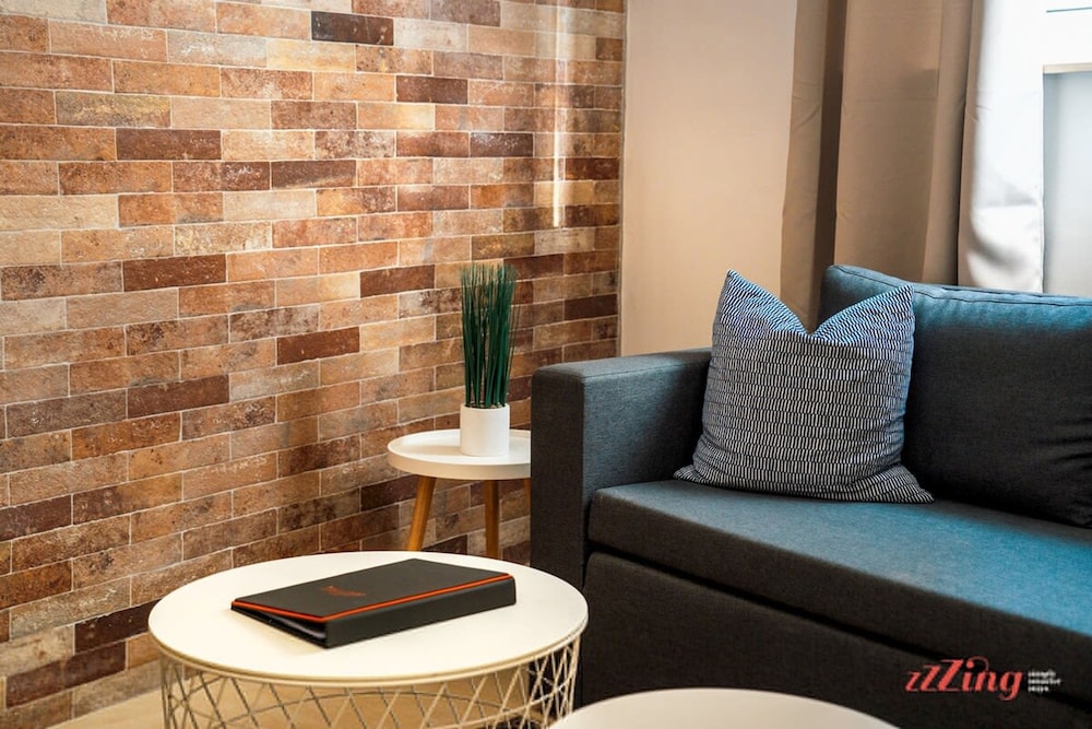 Stylish Duplex Holiday Retreat photo 2