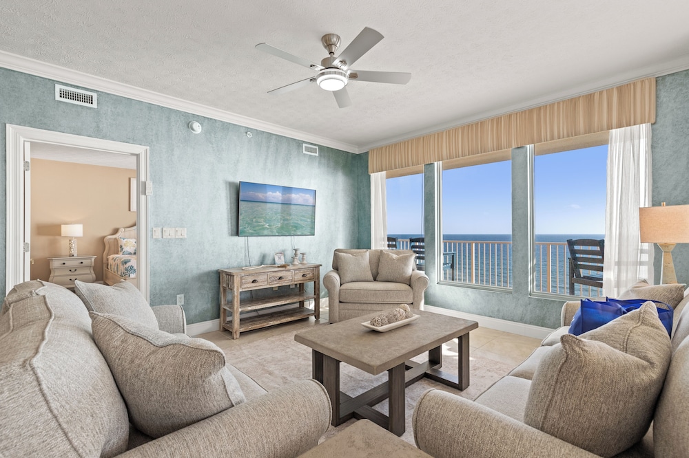 Treasure Shores3br Beachfront Corner Unit Sleeps 8 With Stunning Gulf Views!
