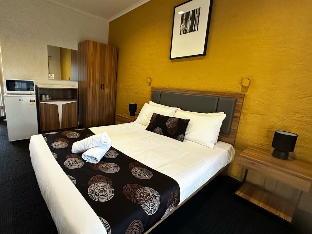 Greensborough Motel