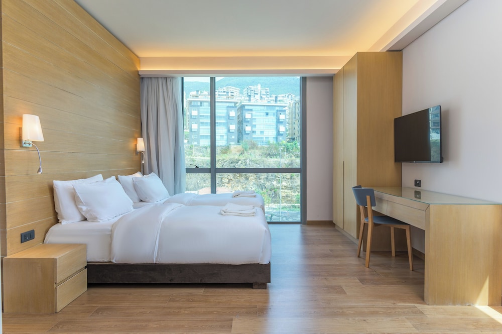 Jounieh Living - Residences by Local Host