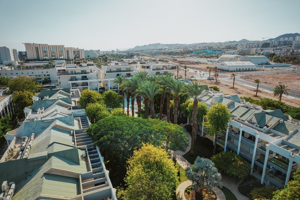 Royal Park Resort Apt 62 by Sea N' Rent