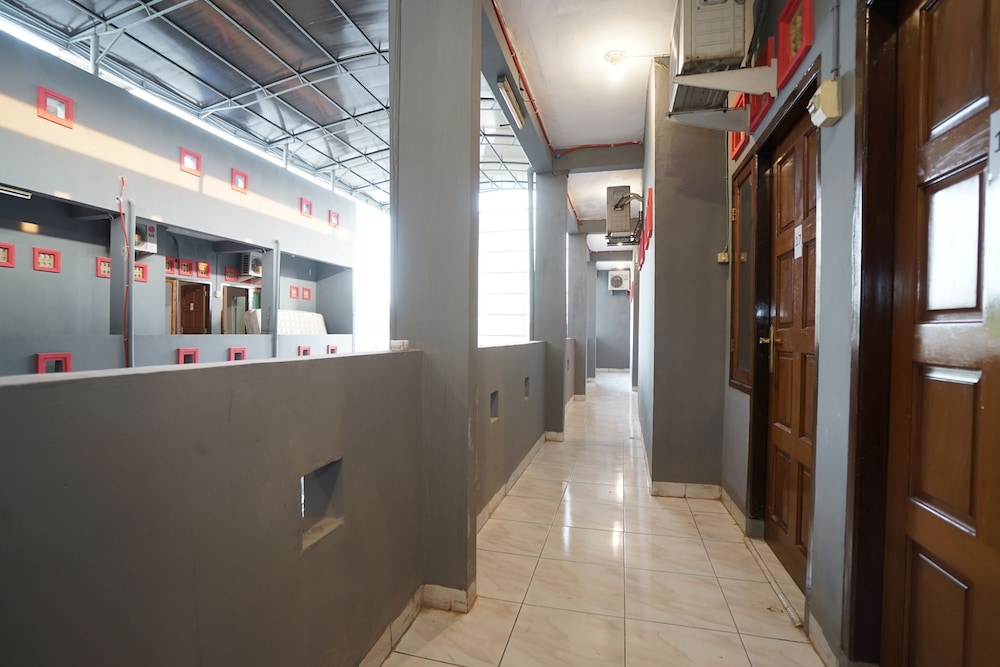 Hotel O Palembang Near Bumi Sriwijaya Stadium Formerly HPA Homestay