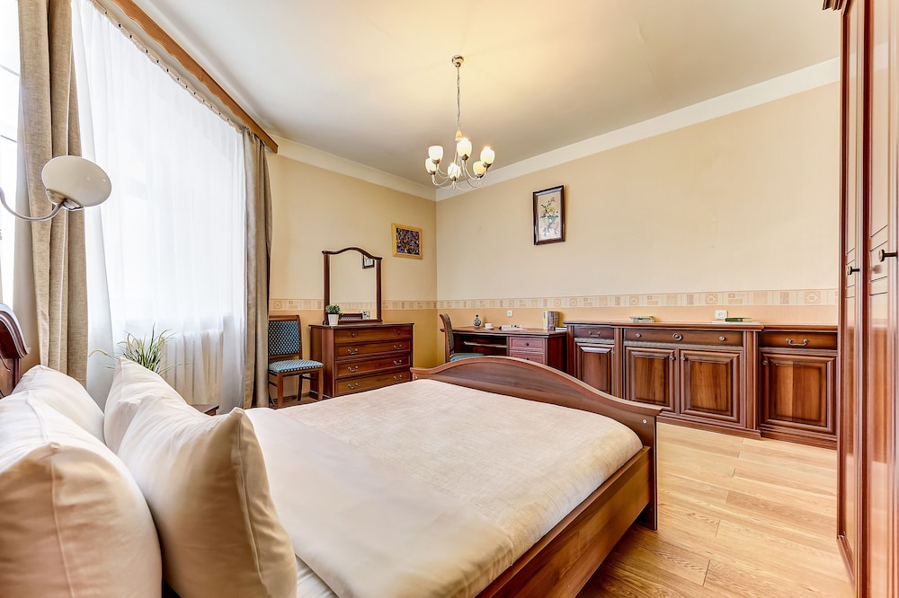 Welcome Home Apartments Kazanskaya 39 view 2