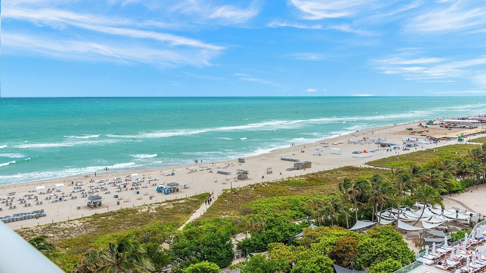 Luxury Vacation Rentals at 1 Hotel & Homes by LRMB