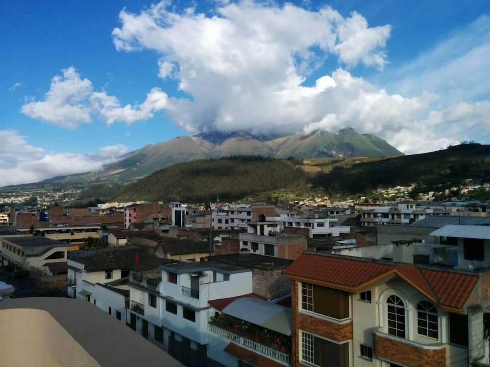 Hostal Otavalos Inn-Hostel