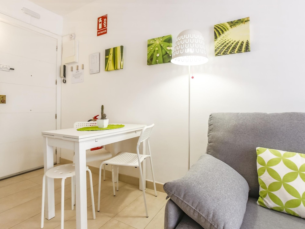 Cuban Green Terrace in Sitges