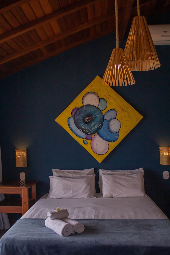 Bamboo Búzios Hostel