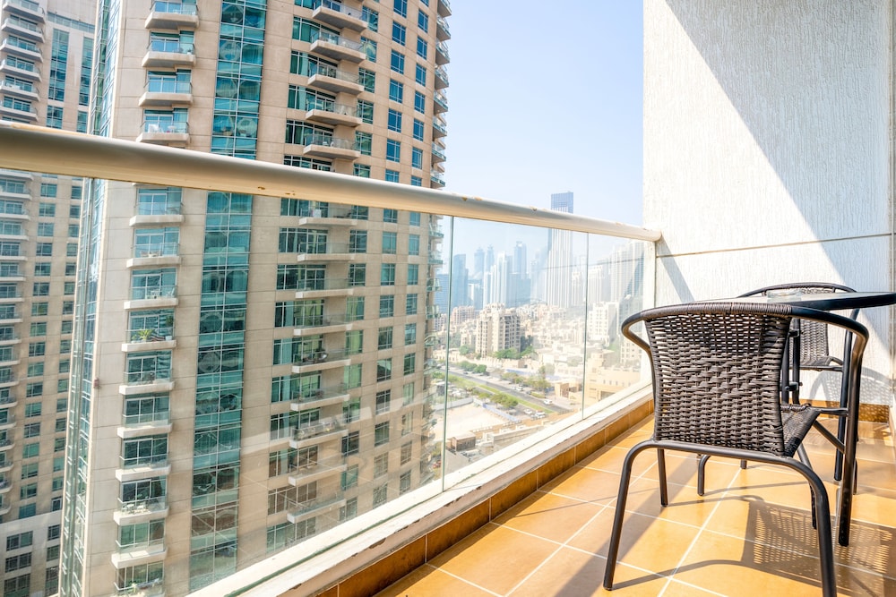 Tanin - Spacious Studio Close to Burj Khalifa & Dubai Mall