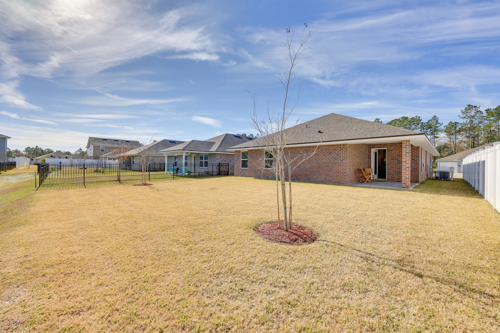 11 Mi to Beach: Newly Built Palm Coast Home!