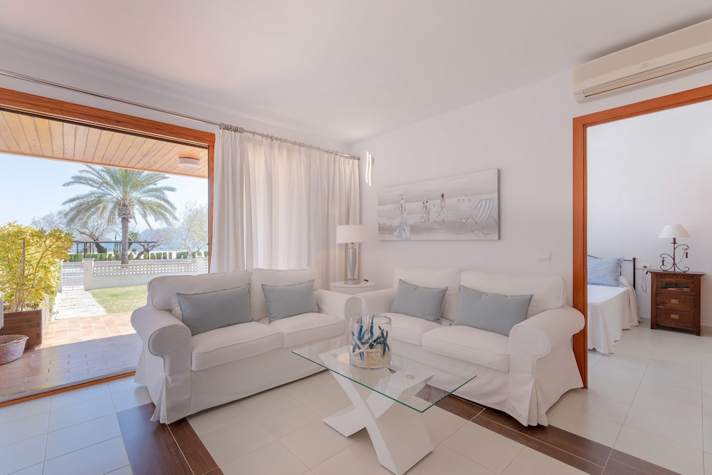 Pollensa Vacations - Tamarells Garden Apartment - Property Image 1