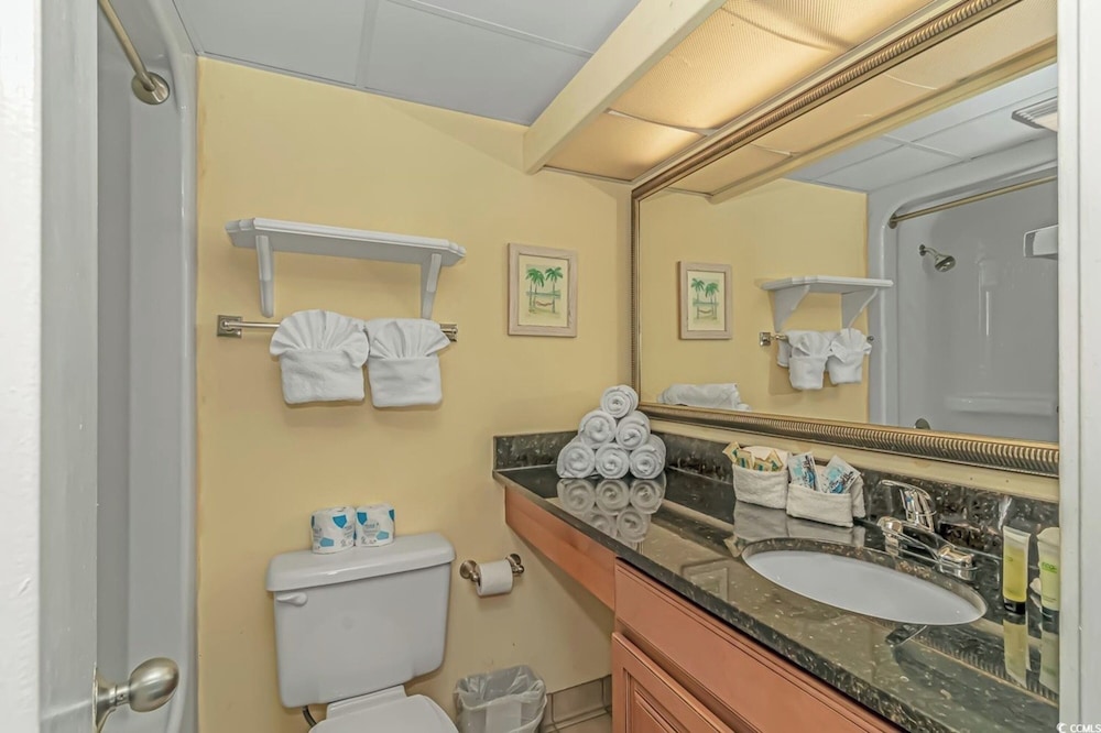 2BR Condo at Atlantica Resort