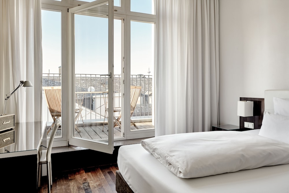 Frankfurt Vacations - The Pure, a Member of Design Hotels - Property Image 58