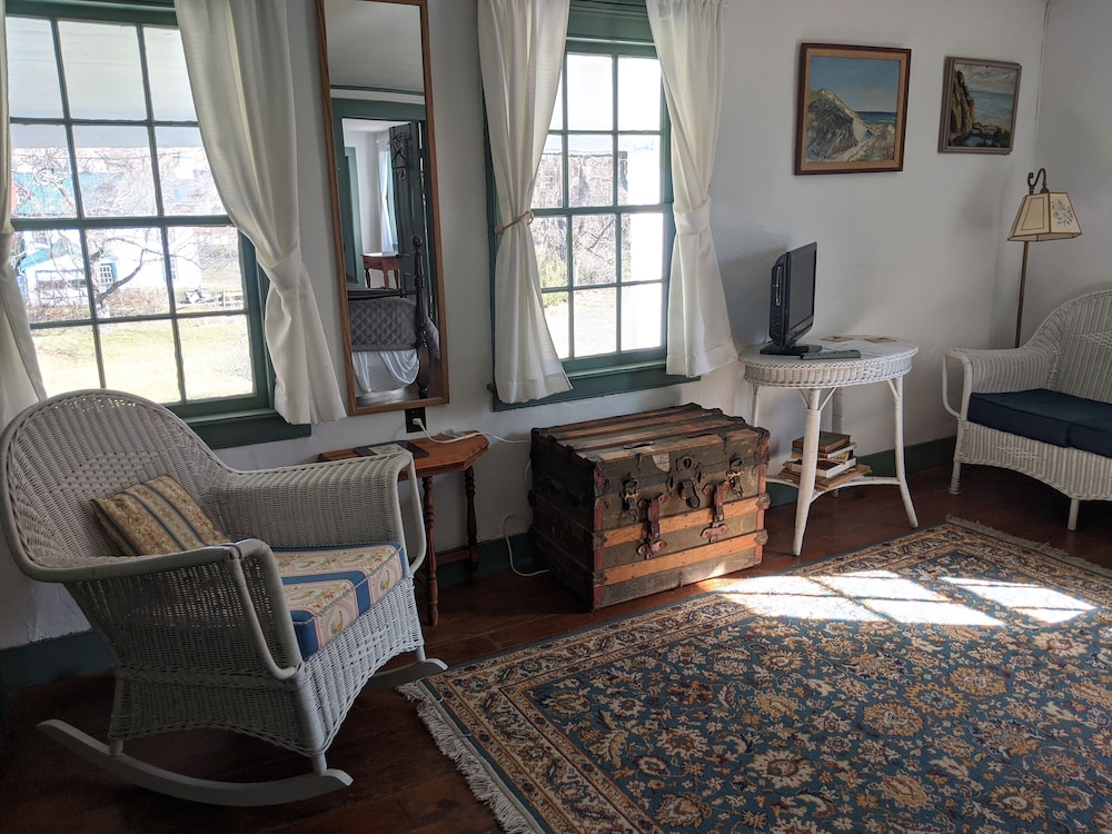 The Anderson Cottage Bed & Breakfast