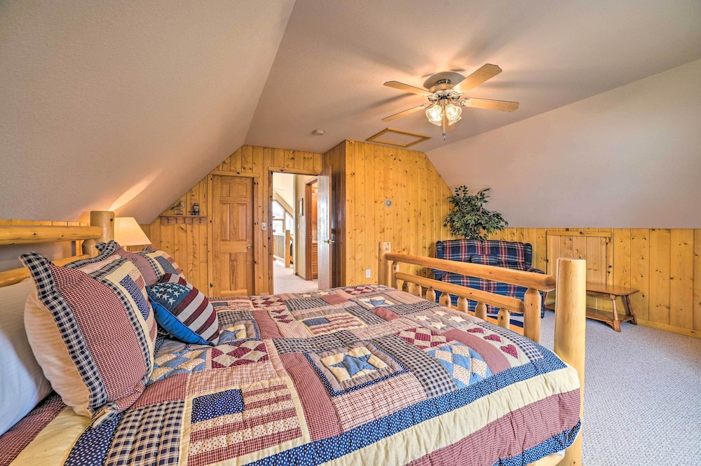 Waterfront Lake Huron Home - Private Beach! view 5