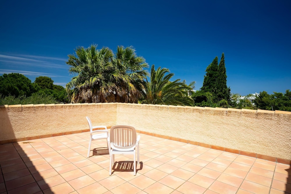 3-bed Villa Las Rotas