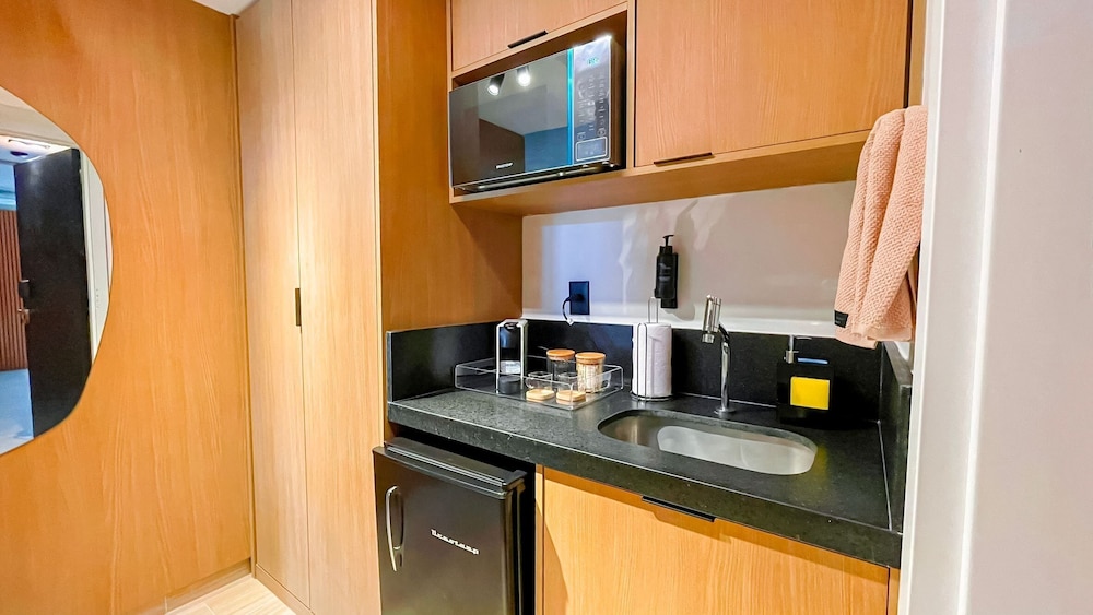 Yacht - by Setai Apartaments
