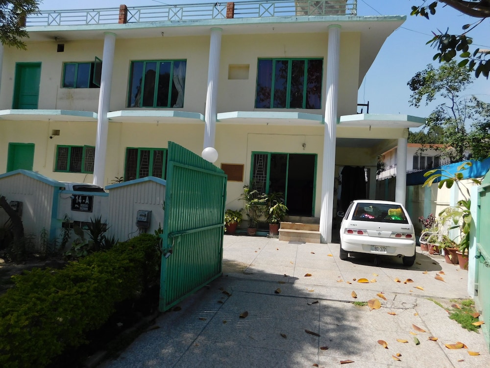 Savvana Inn