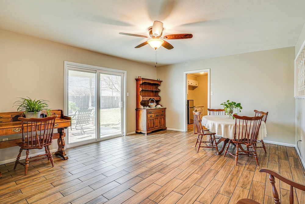 Family Friendly: Peaceful Home in Stamford!