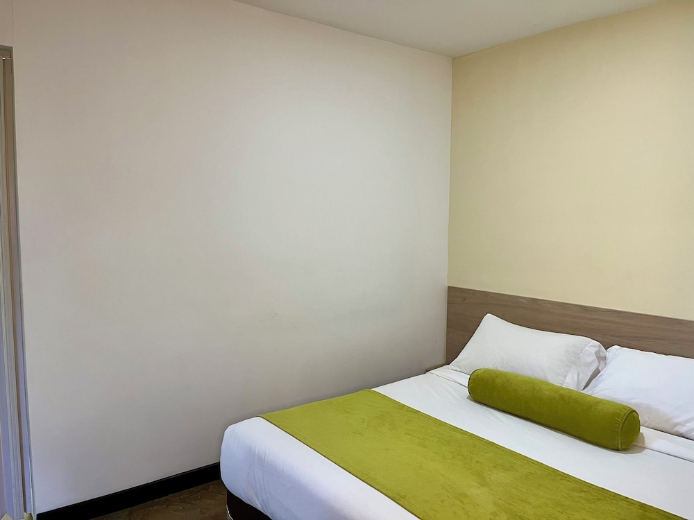 Room in B&B - Suite Presidencial en Hotel Próximo al Aeropuerto