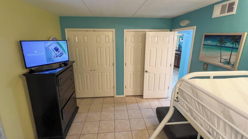 Island Condo - 1st Floor - Pool - Patio