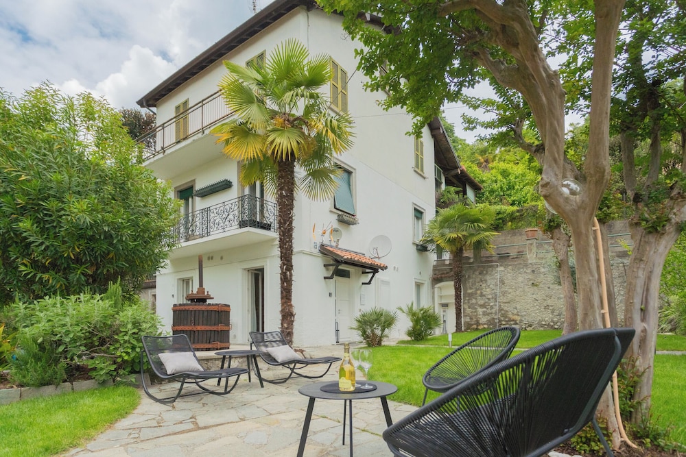 Enchanted Como Lake - Tremezzo Apartments by Rent all Como
