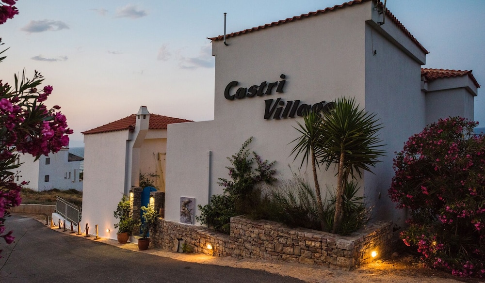 Castri Village - Kythira Quality Resort